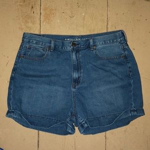 AE Mom Shorts